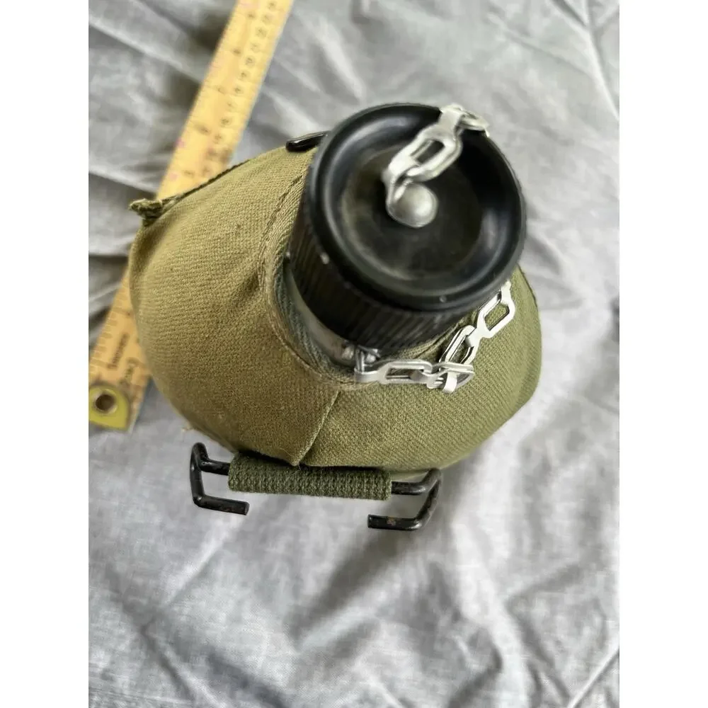 US Military Issue Vietnam Era Army USMC Water Canteen with Green Canvas Pouch U3